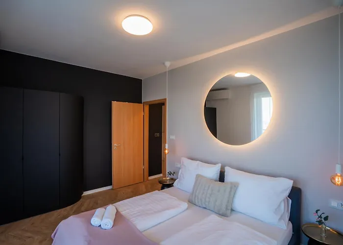 Myflat Club 218 Palazzo Wellness Apartment *